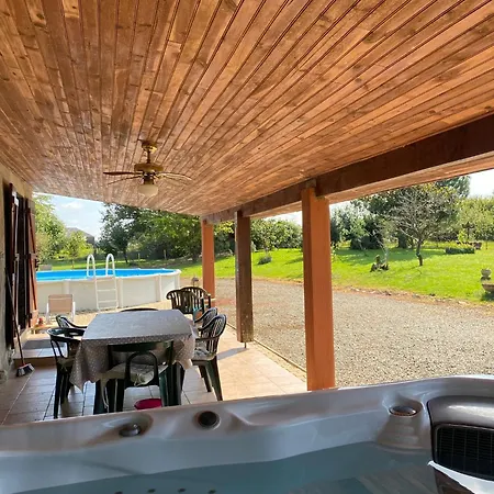 Maison A La Campagne Avec Piscine Et Jacuzzi *